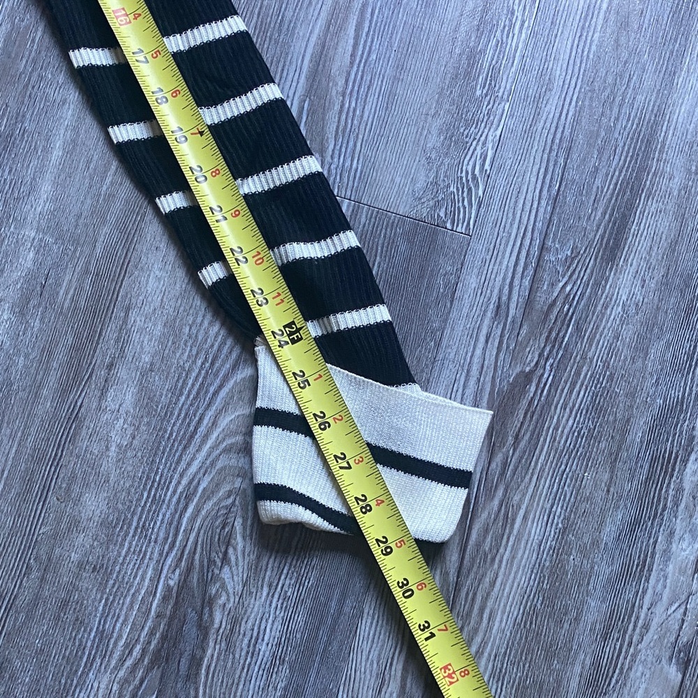 CAARA Black and Cream Striped L/S Dress Women’s Size M NWT Preppy Casual Warm - Picture 6 of 7